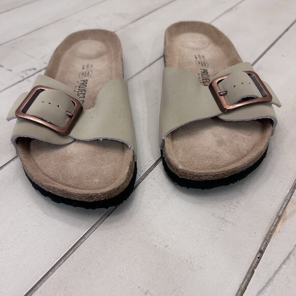 Project Cloud Slides - Picture 2 of 10